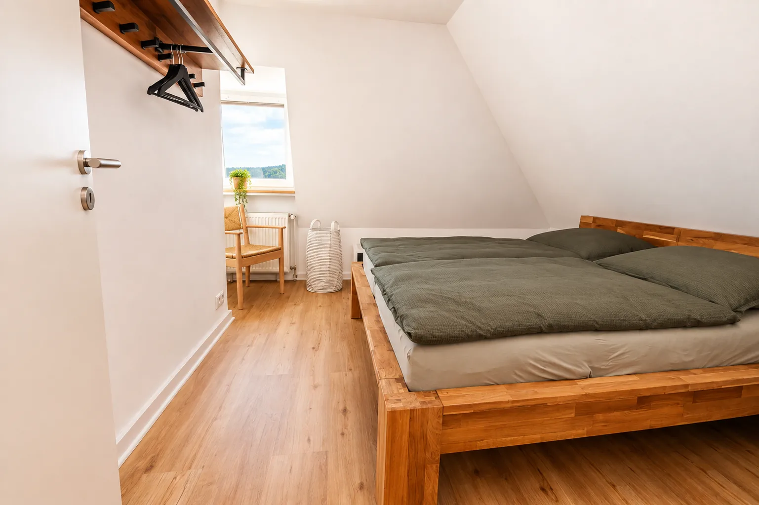 Schlafzimmer der Ferienwohnung Horn für längere Aufenthalte in Remscheid